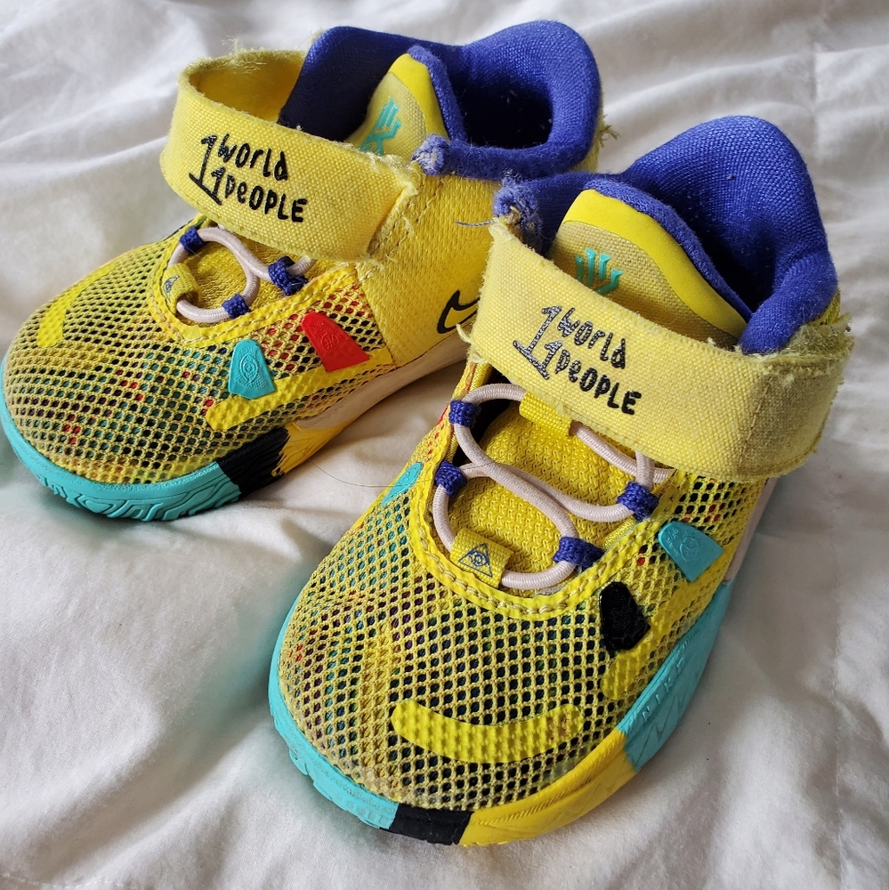 Nike Toddler Size 6